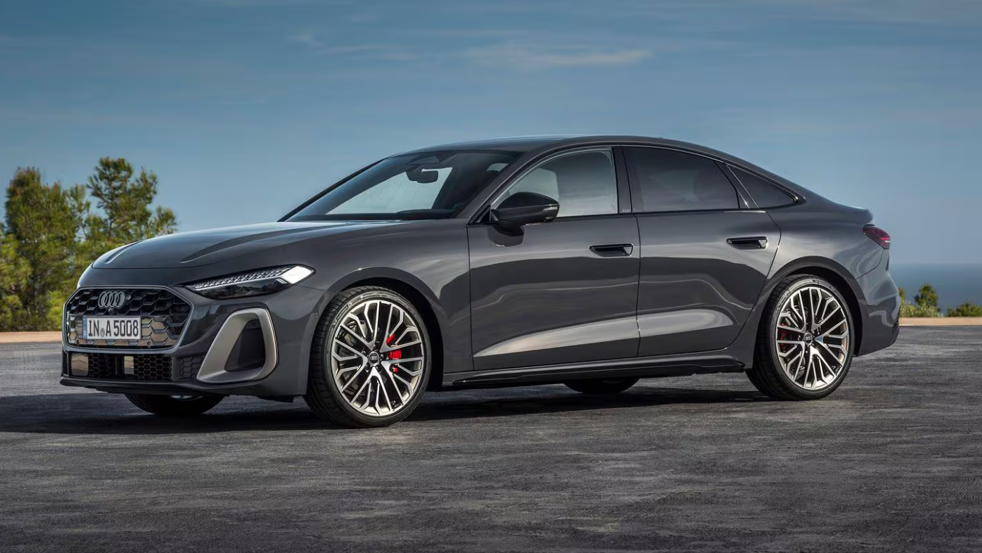 26 Audi A5 vs C-Class